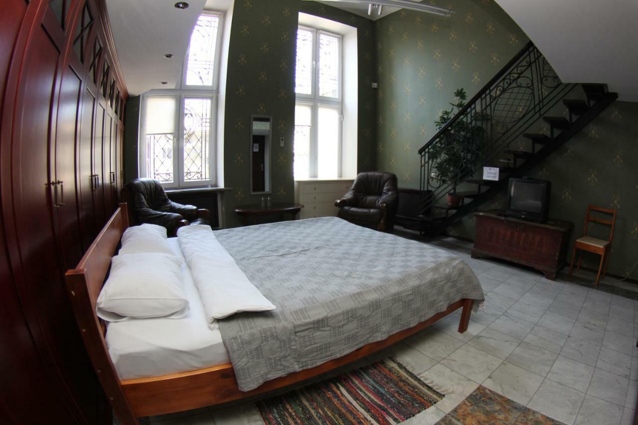 Orpheus Hostel And Apartments Odessa Extérieur photo