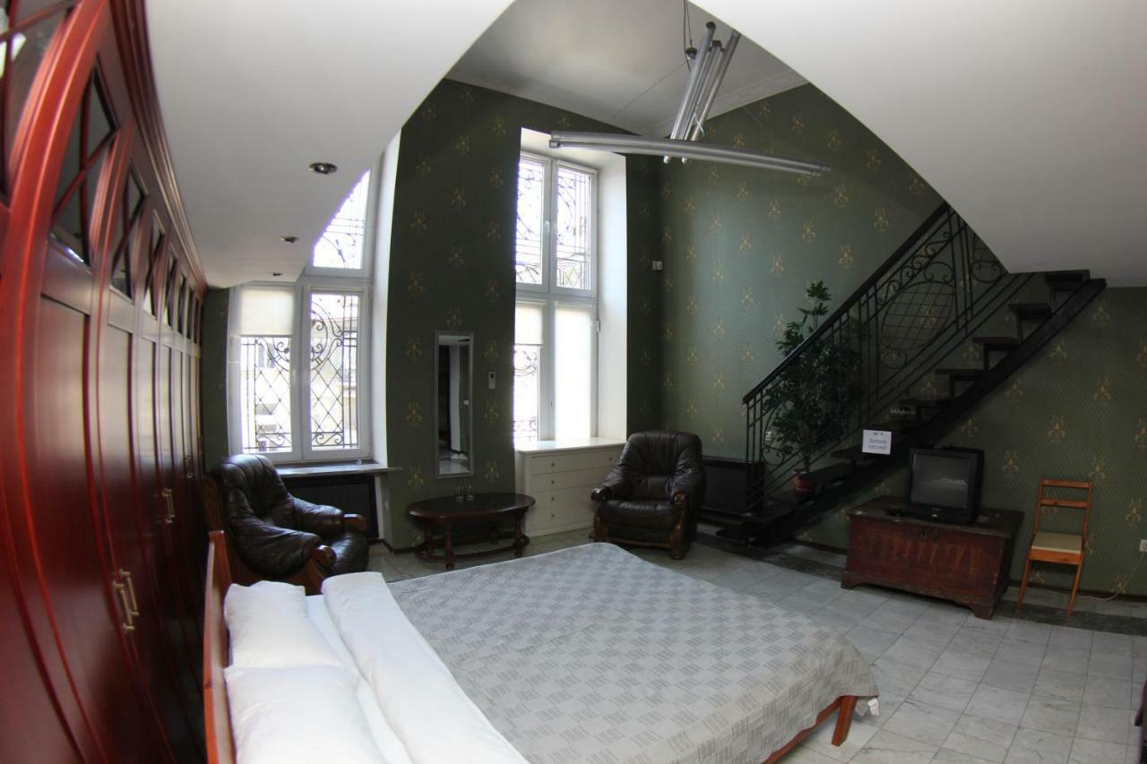 Orpheus Hostel And Apartments Odessa Extérieur photo