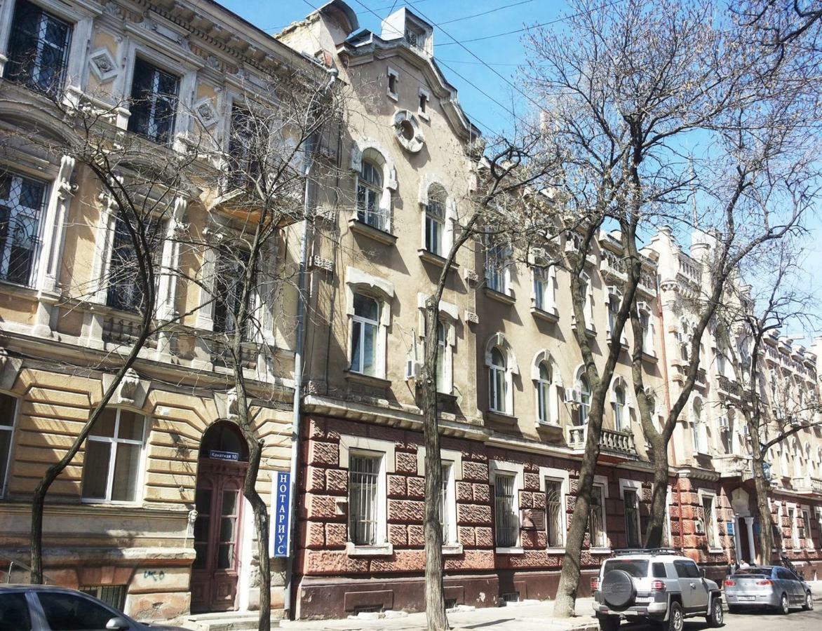Orpheus Hostel And Apartments Odessa Extérieur photo